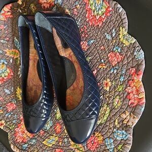 Born Riley Navy Blue Quilted Patent Ballet Flats - 7.5